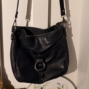 Pulicati Black Leather Crossbody Bag